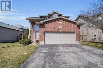 Building Photo - 1376 S Wenige Dr