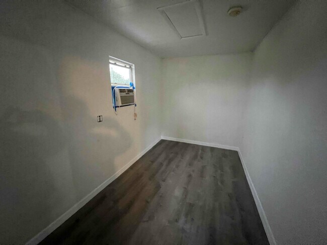 Foto del edificio - 28285 Tristan Dr