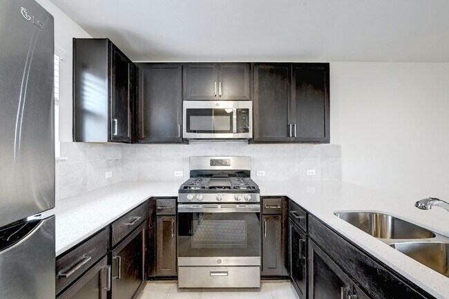 Foto del edificio - 8417 Looksee Ln