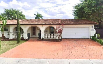 Building Photo - 8403 SW 144th Ct