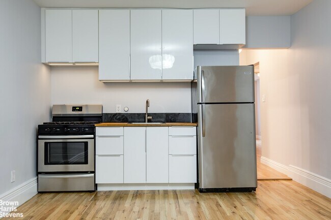 Building Photo - 76 S Elliott Pl