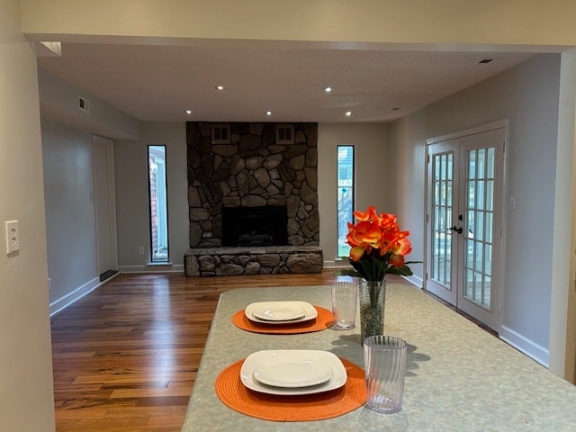 Building Photo - 957 Banyan Dr