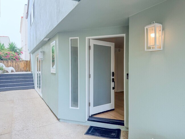 Foto del edificio - 3525 Sunset Ln