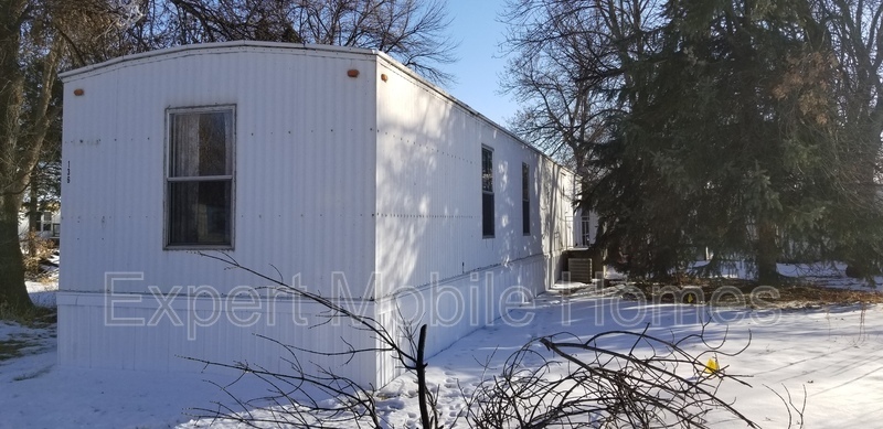 Primary Photo - 142 Mercury Dr