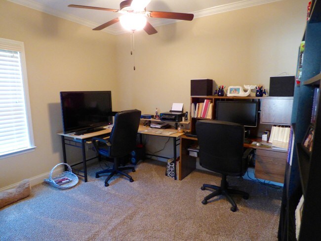 Foto del edificio - 8602 Kennerly Ct