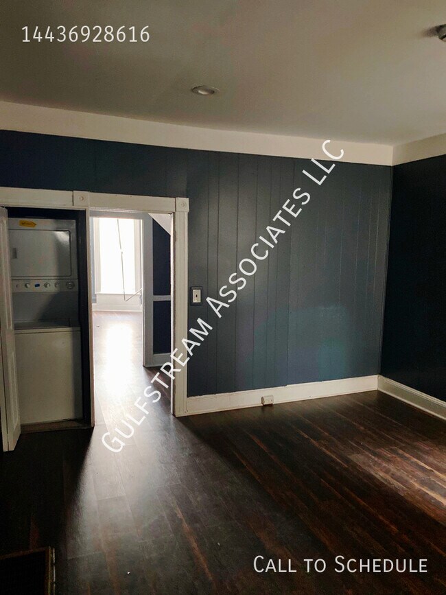 Foto del edificio - 204 N Monroe St