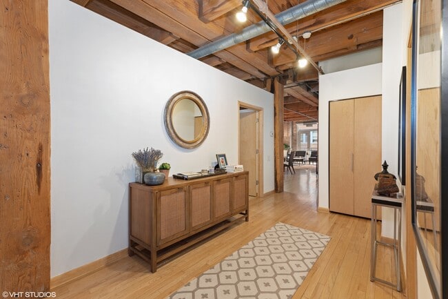 Building Photo - 375 W Erie St