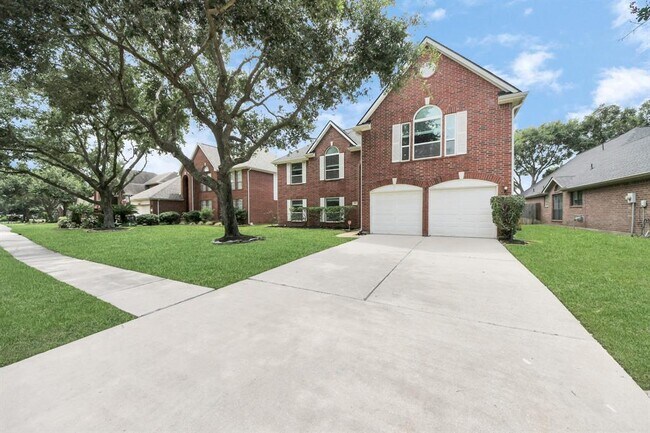 Foto del edificio - 2030 Winding Hollow Dr
