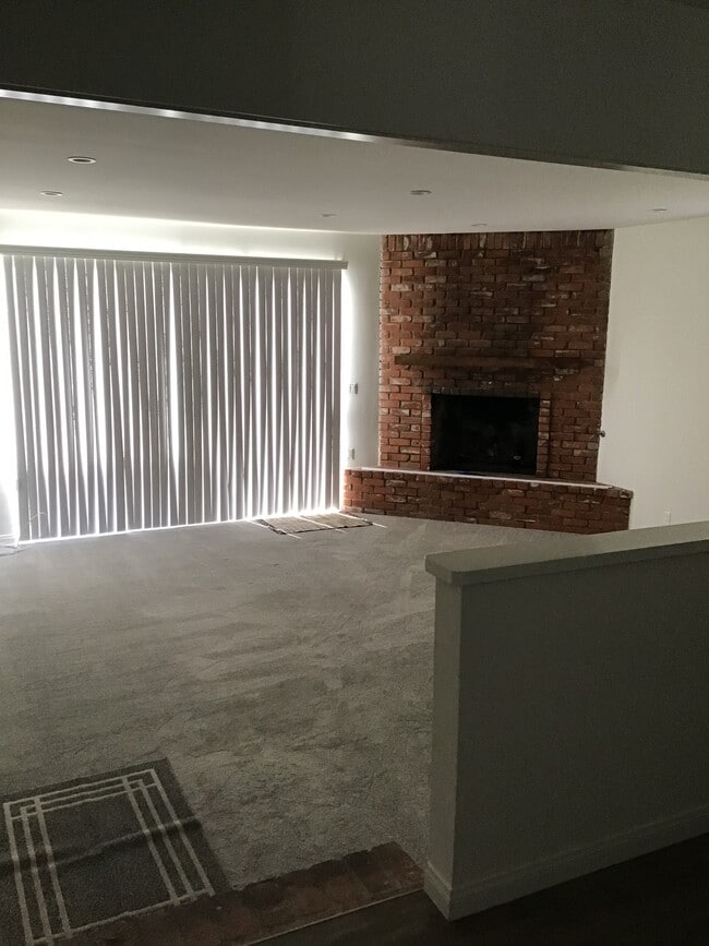 family room with new carpet - 12706 Dewey St