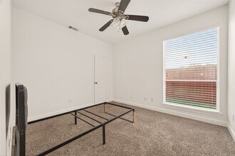 Building Photo - 3010 Pelican Cove