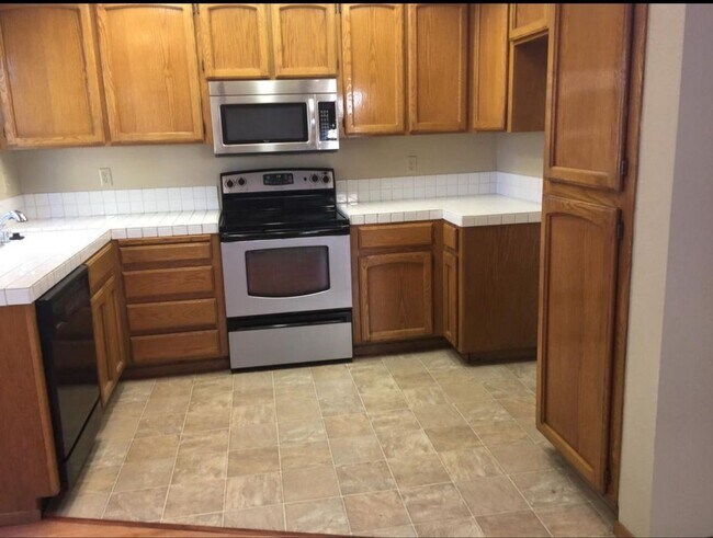 Foto del edificio - Pleasanton Shadow Cliffs, 3 Bed. 2.5 Bath, Near Top Schools!