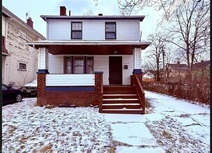 Building Photo - 11312 Continental Ave