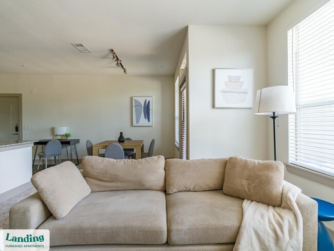 Foto del edificio - 4115 Louetta Rd