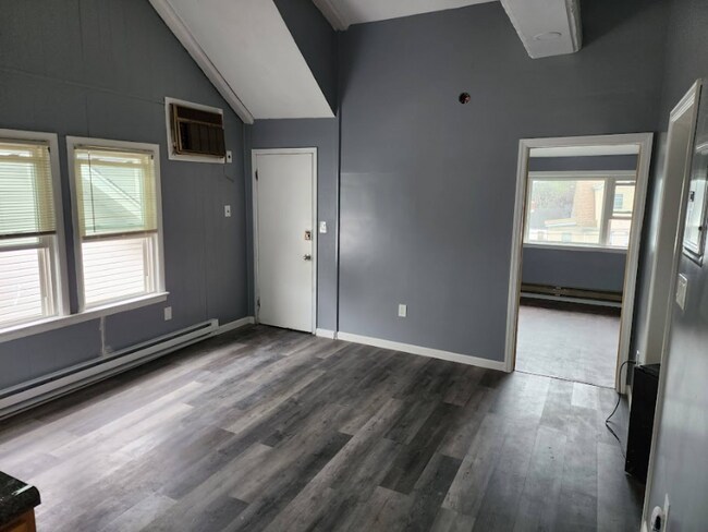 Building Photo - 1181 Clinton Ave