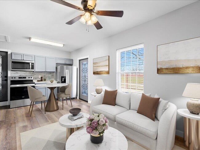 Photo - 3119 Belz Rd House