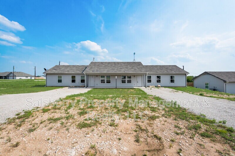 Foto principal - 126 Lynn Ct