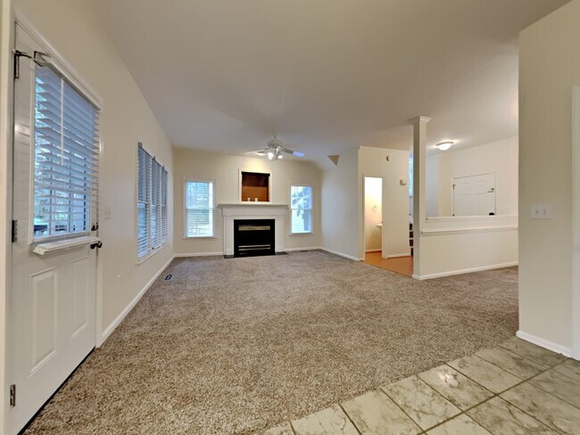 Foto del edificio - 10004 Duval St