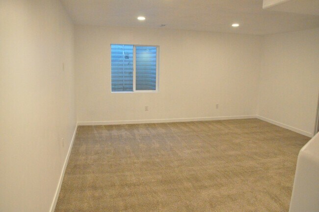 Foto del edificio - 867 N 3540 W