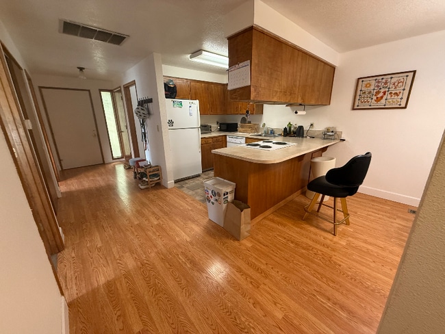 Foto del edificio - 1797 SE Bethel St