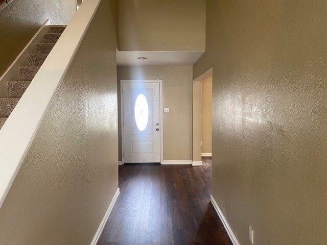 Building Photo - 5906 Drenner Park Ln