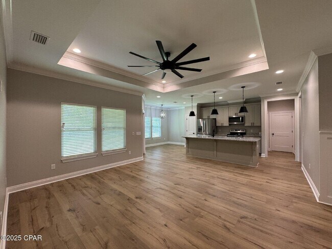 Foto del edificio - 4573 Cedar St