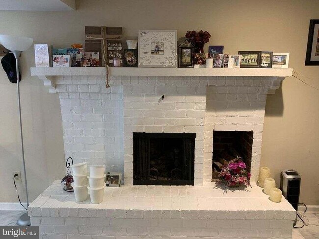 Foto del edificio - 6034-B Chesterbrook Rd
