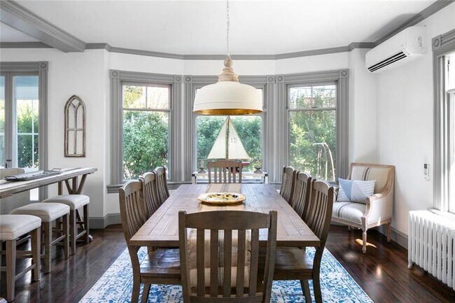 Foto del edificio - 169 Ruggles Ave