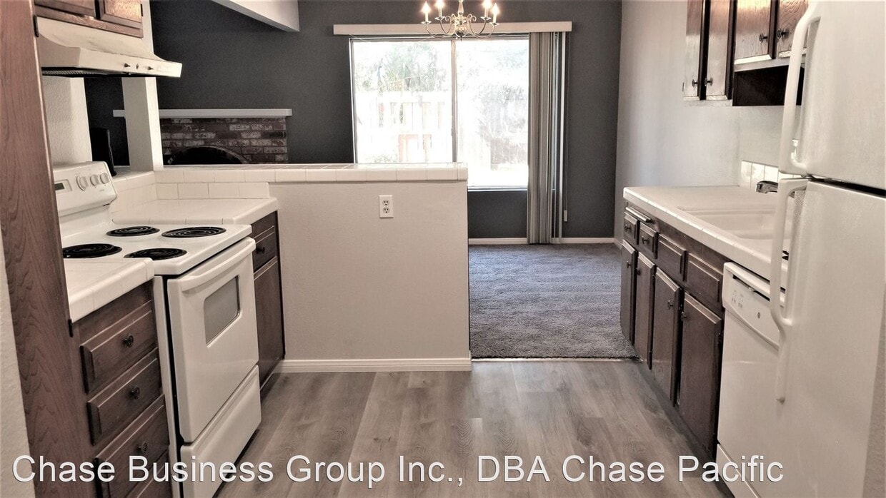 Primary Photo - 3 br, 2.5 bath House - 9845 Genesee Ave