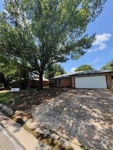 Building Photo - 6226 Big Springs Dr