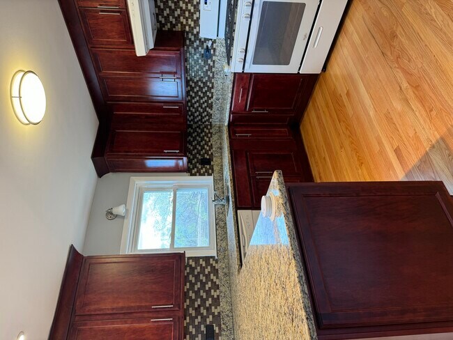 Building Photo - 10300 S Ave F