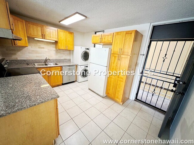 Foto del edificio - 95-2048-2048 Waikalani Dr