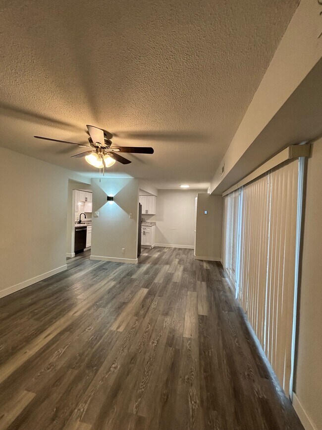 Foto del edificio - 2726 Center St