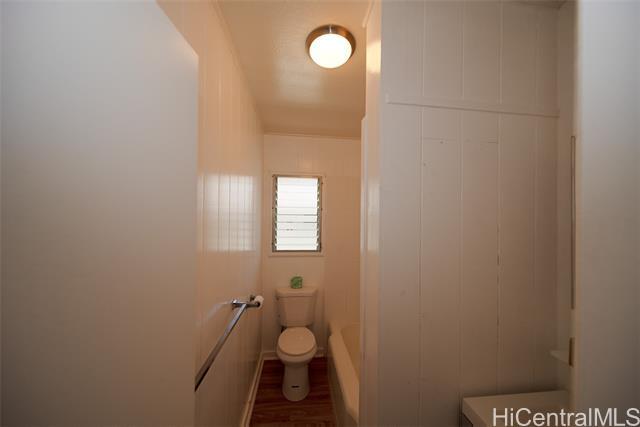 Building Photo - 2014 Fern St