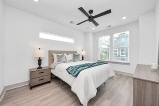 Building Photo - 5304 Kindred Gdn Ln