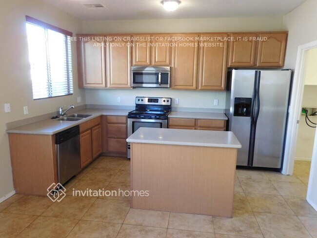 Foto del edificio - 14890 N 174th Ave