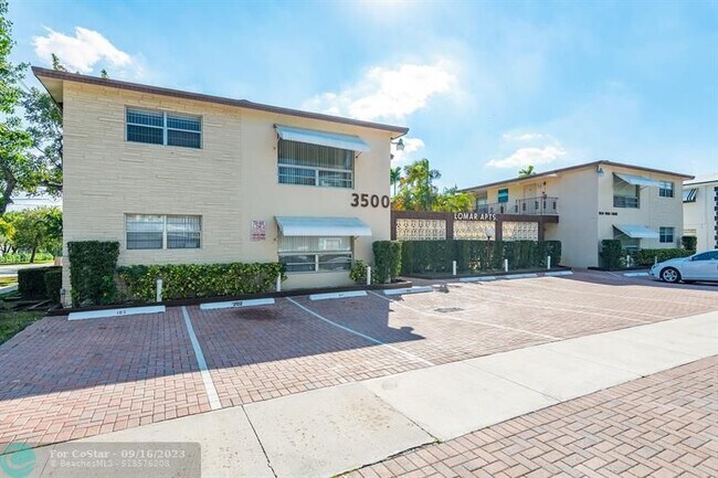 Foto del edificio - 3500 Jackson St