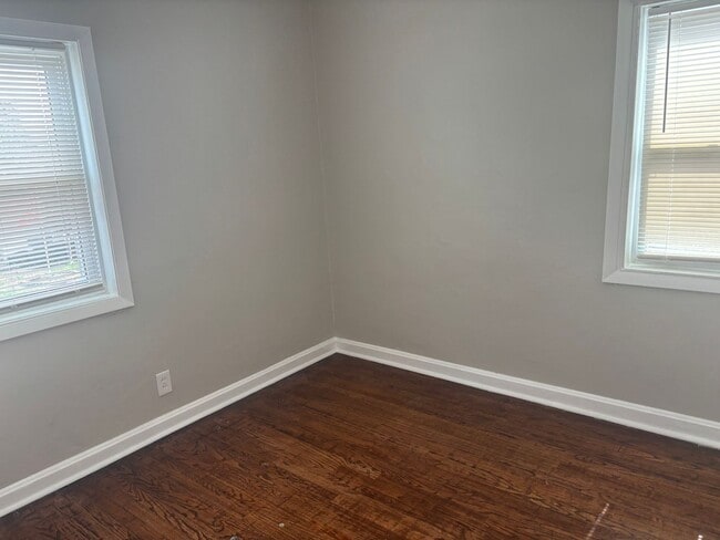 Building Photo - Section 8 welcome and encouraged