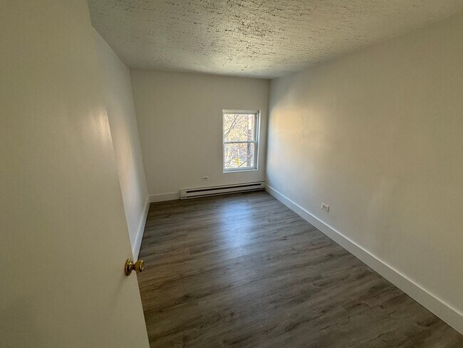 Foto del edificio - 2-Bed 1-Bath Apartment in Rittenhouse Sq