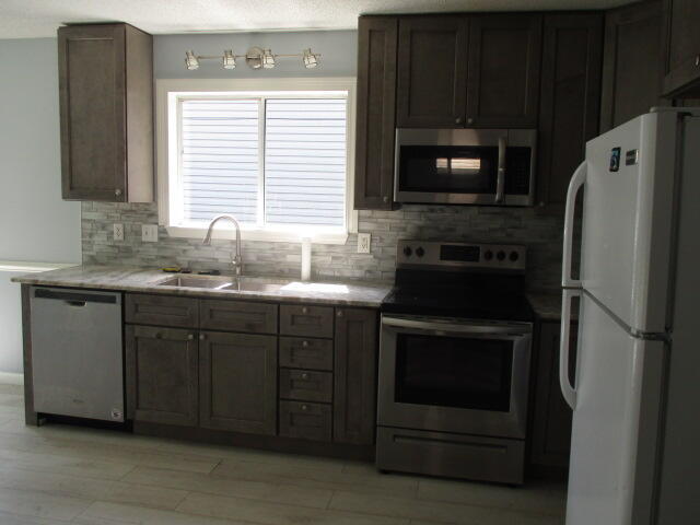 Building Photo - 453 Sandy Ridge Cir