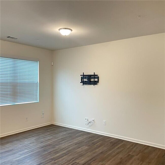 Building Photo - 2047 Wildflower Way NW