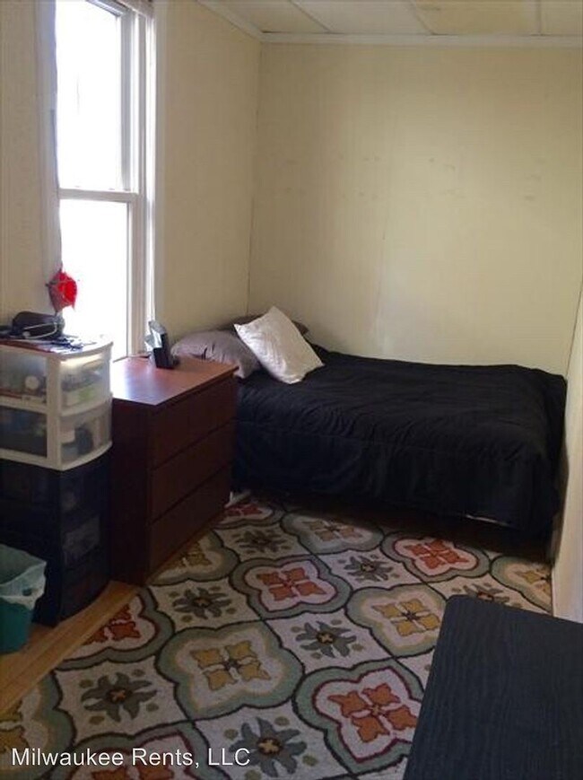 Foto del edificio - 3114 N Newhall St