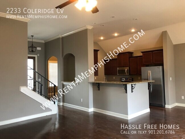 Building Photo - 2233 Coleridge Cv