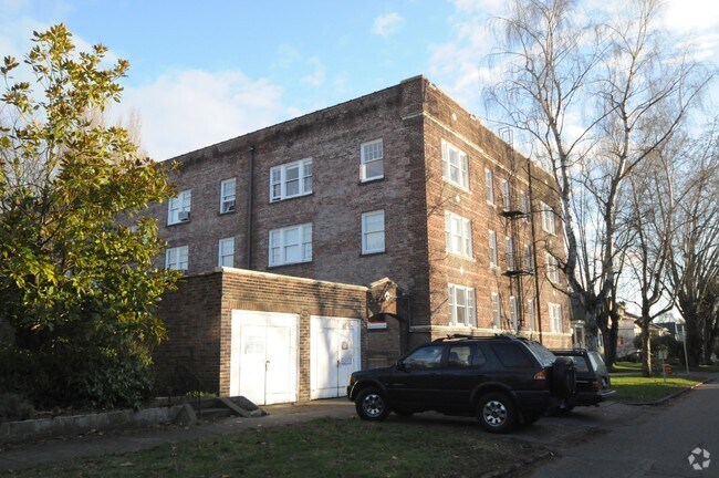 Building Photo - The Ragley Apartments