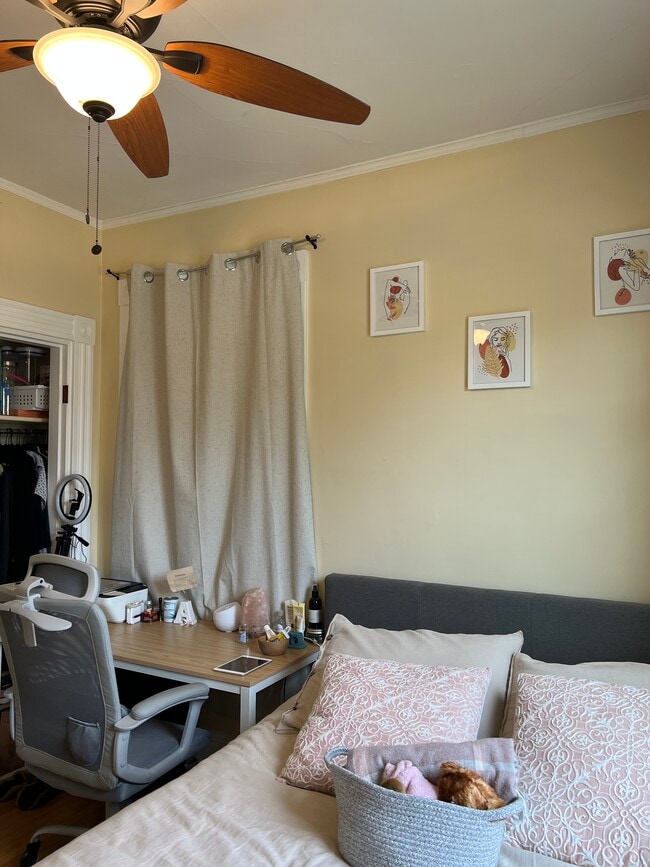 Foto del edificio - 176 Elm St