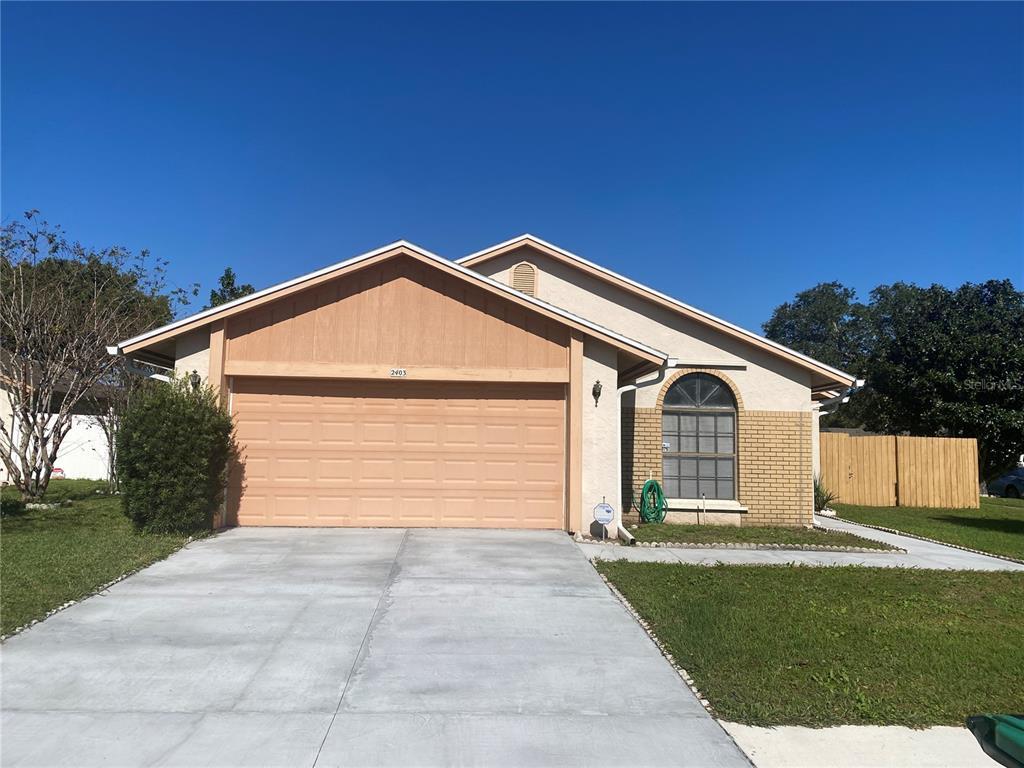 Primary Photo - 2403 Albaca Dr