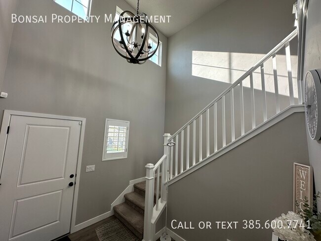 Foto del edificio - 1524 W Parkview Dr