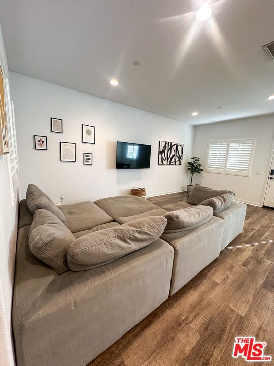 Foto del edificio - 15158 Rachel Ln