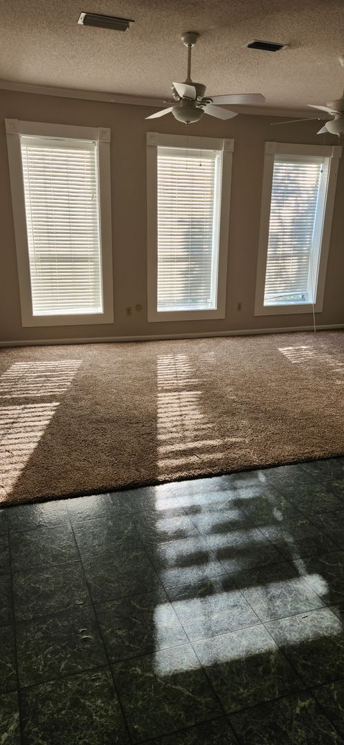 Foto del edificio - 135 N Ashley St