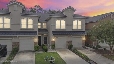 Building Photo - 6110 Bartram Village Dr