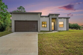 Building Photo - 3013 4th St SW